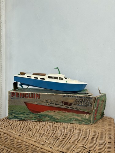 Vintage penguin series cabin - penguin,