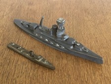 Cast Metal Model WW1 Dreadnought Style Warship 20cm 400g & Brass Destroyer 10cm