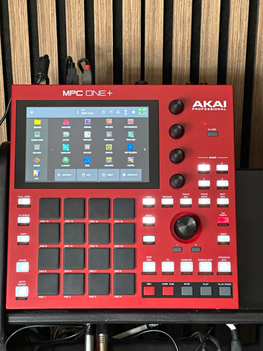Akai professional mpc one - akai, one+