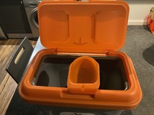 SCALLYWAGS 8kg PET DOG FOOD BISCUITS STORAGE BIN LID INTEGRAL SCOOP  BIRD SEED