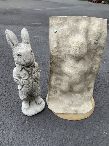 Latex and fibreglass mould - latex,