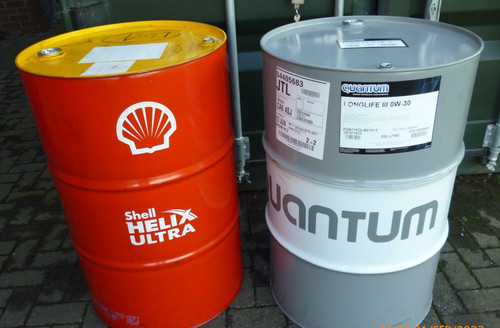 Empty oil drum gallon 199 - empty,