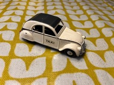 French Dinky Toys CITROEN 2CV