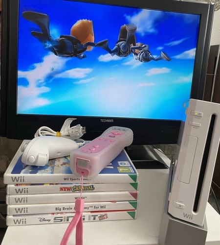 Nintendo wii white console - nintendo,