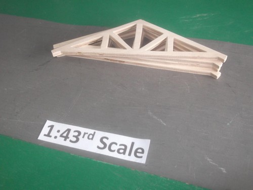 Wooden model truck - wooden, 1:43rd