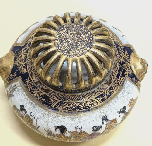 Old satsuma ware incense - old,