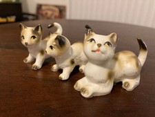 Cat Figurines Mom And 2