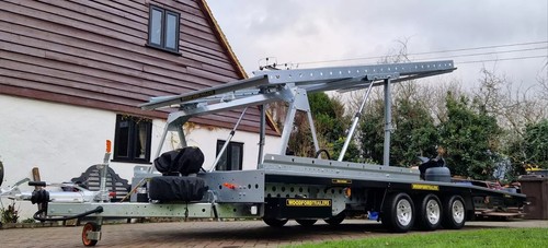 Car transporter woodford - car,