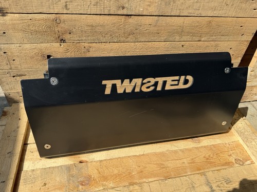 Land rover defender twisted - rover,