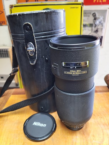 Nikon 200mm 8 - 80-200mm, f/2.8