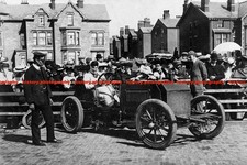 F015595 Dorothy Levitt in Napier Car Blackpool 1906