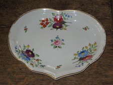 PRETTY HEART SHAPE CROWN DERBY