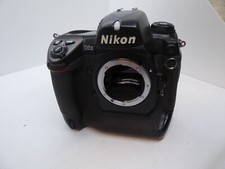 Nikon D2X DSLR DIGITAL CAMERA