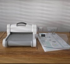 Sizzix Big Shot Die Cutting Machine -plus plates and  accessory White/Grey 