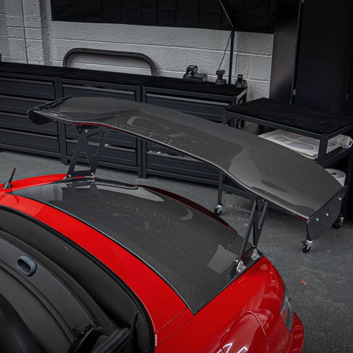 Racing style carbon fibre - style,
