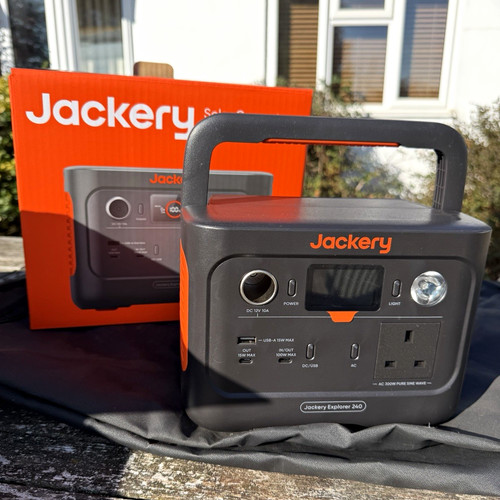 Jackery explorer 240 power - jackery,