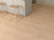 Natural Oak 8mm Herringbone