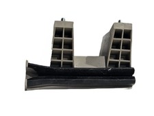 HYUNDAI KONA  DOOR WINDOW HOLDER GUIDE RAIL FRONT RIGHT 2018-2023 82560-J9000