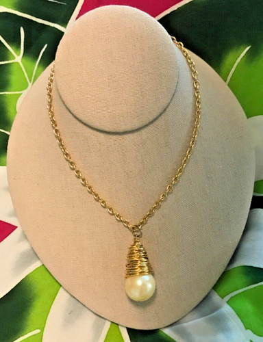 Casual corner gold wire - corner,