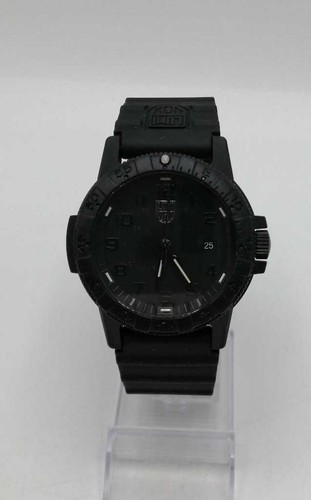 Luminox quartz analog watch - luminox,