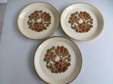 3 KILNCRAFT DINNER PLATES - FESTIVAL SERIES - RAFFLESIA FLOWER
