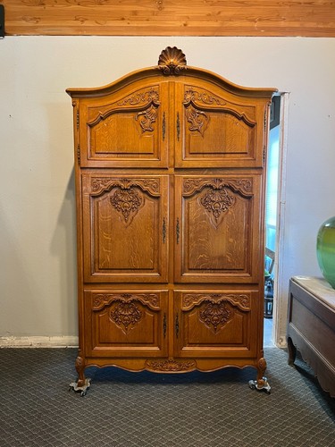 Vintage belgian oak armoire - vintage, or