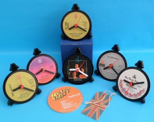 Three degrees clock desk side - clock,