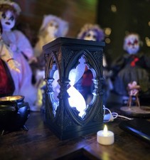 Beautiful Hourglass Lamp