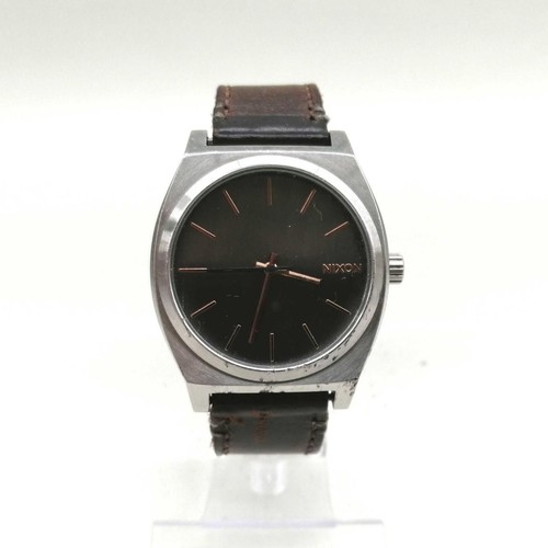 Nixon watch 15d used - nixon,