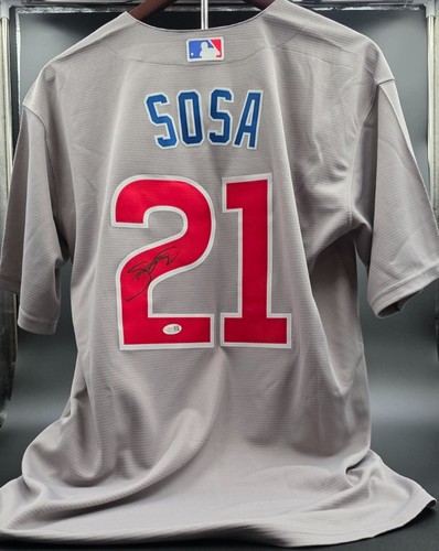 Sammy sosa signed cubs - 🐻sammy,