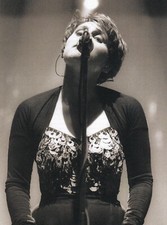 Liz Frazer (Cocteau Twins)