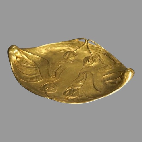 Art nouveau large bronze - art,