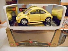 Bburago cod 3302 Gold Collection Volkswagen New Beetle 1998 1:18 + box