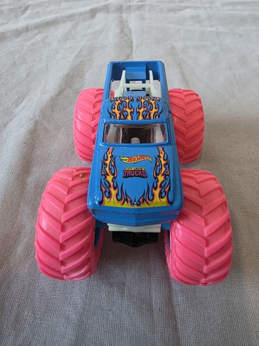 Hot wheels monster truck - hot, 1:64