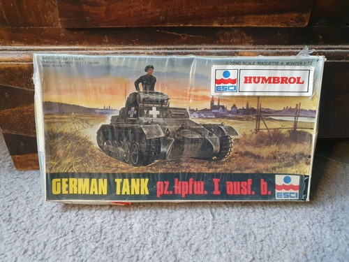 8024 esci german - esci, tank