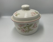 Royal Doulton Fresh Flowers Regents Park  7” Round Casserole/ Serving Dish