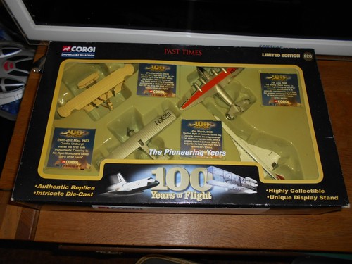 Corgi 100 years flight set - years,