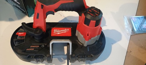 Milwaukee m12 sub - , compact