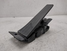 BMW 1 SERIES THROTTLE ACCELERATOR PEDAL 2.0L Diesel 35406889818 11-15