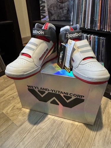 Reebok alien stomper mid - reebok,