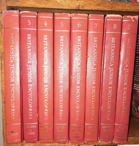 Britannica junior