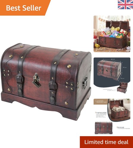Charming wooden treasure chest - treasure,