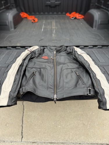 Harley davidson leather riding - davidson,