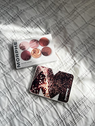 Morphe outer spice eyeshadow - outer,