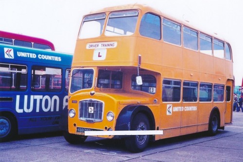142m 6x4 bus photo united - 142m,