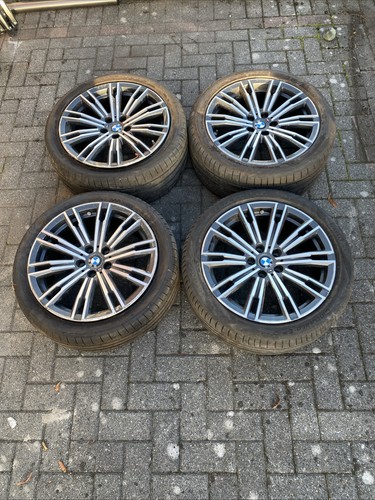 Bmw 3 series 330e - 4,