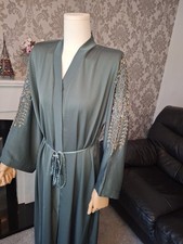 Zoom UAE STYLE ABAYA Open
