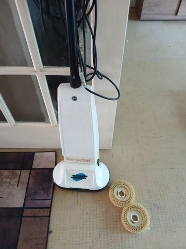 Hoover floor polisher - ,