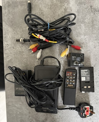Sanyo var power adaptor - var-18,