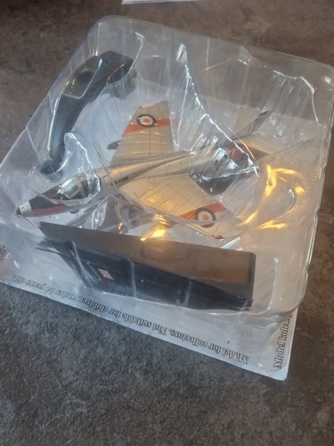 Amercom diecast model aircraft - model,